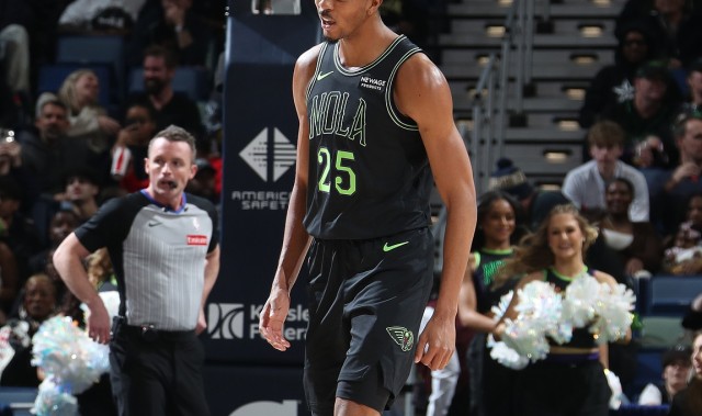 开云登录入口-太稳了！墨菲12中8&amp;5记三分拿下28分7板3助3断 首节独得14分