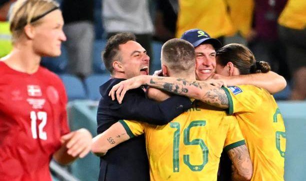 亚洲之光！澳洲时隔16年出线，丹麦摆烂咎由自取