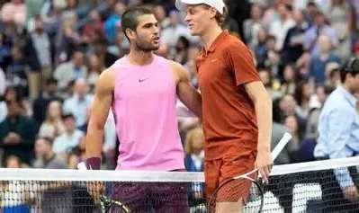 开云官方网站-阿卡脆胜辛纳：头发越短，越能夺冠？！