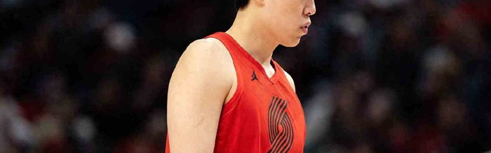 开云登录入口-杨瀚森打满24分钟拿15分9板5助，他到底算进步还是还在适应|中锋|杨翰森|菲尼克斯太阳队|金州勇士队|克利夫兰骑士队_新浪新闻