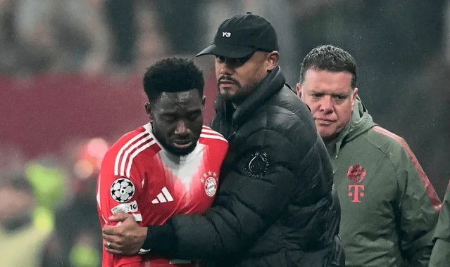 孔帕尼是否冒险使用伤员？戴维斯诺伊尔复出即伤引争议