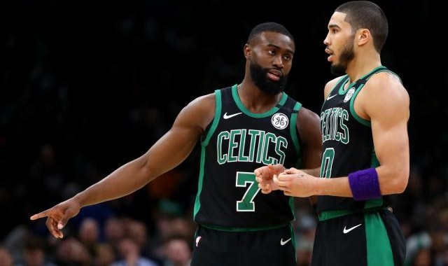 开云登录入口-绿军赢下关键卡位战 双探花凶猛 新人表现亮眼