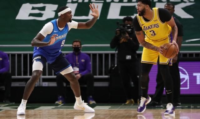 湖人创队史最佳开季客场战绩 浓眉却不满个人表现