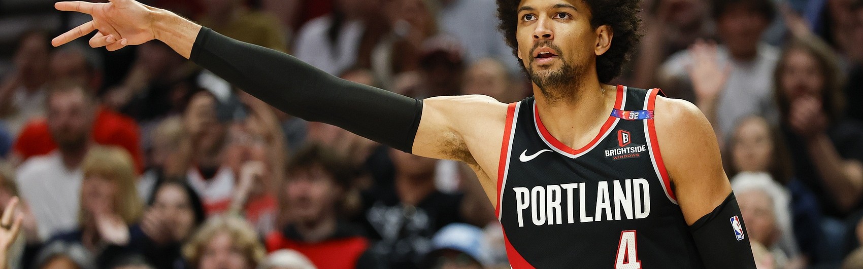 开云体育官方网站-场均2.5断但仅出战4场！美记：塞布尔正在与开拓者协商买断合同