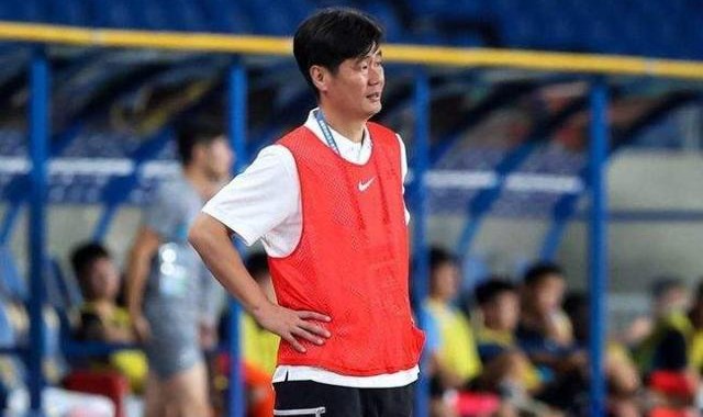 ​国足上海集训第二天开练 16日将安排队内教学赛