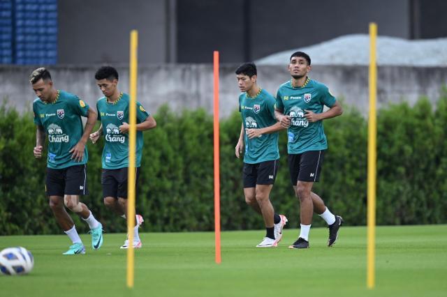 1699667060737057179.jpg 5泰国队在巴吞联俱乐部训练基地内进行备战.jpg